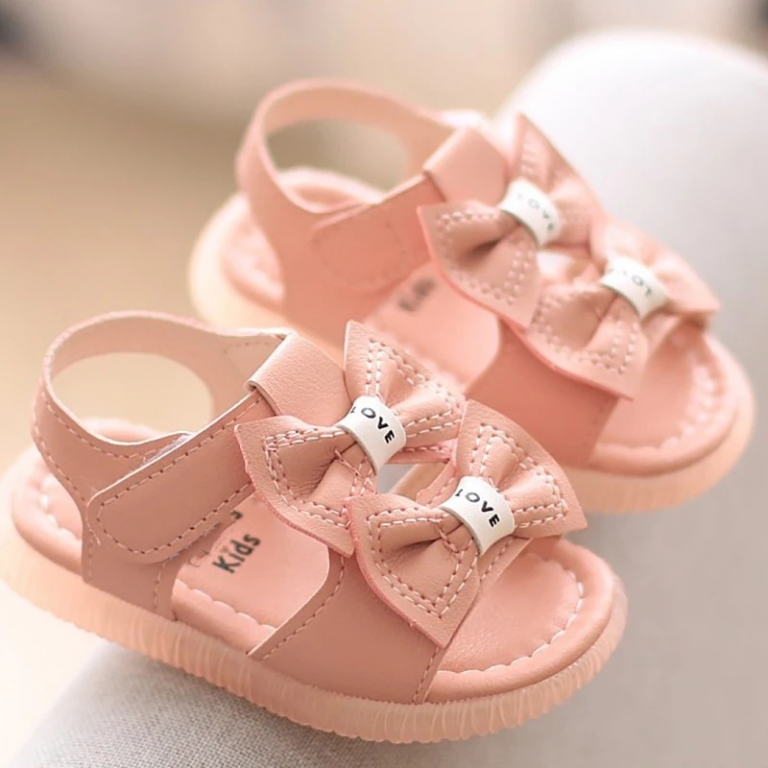 Աղջիկների մանկական սանդալներ